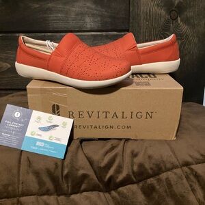 REVITALIGN brand, new in box, Slip-On Shoes, arch support, contour footbed, 5.5